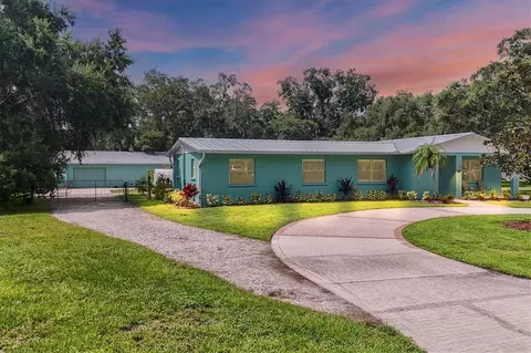 6018 47th Ave E, Bradenton, FL 34203