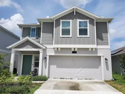 1050 Berry Ln, Davenport, FL 33837