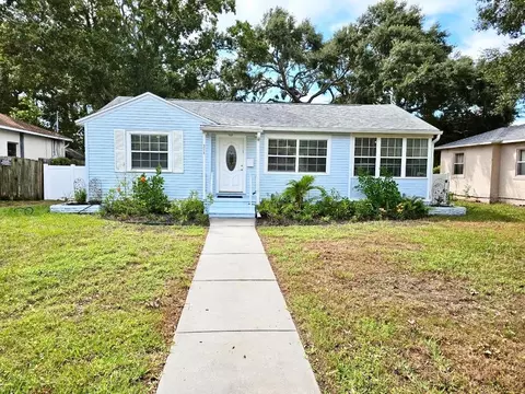 214 37th Ave NE, Saint Petersburg, FL 33704