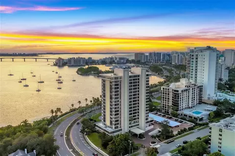 770 S Palm Ave #101, Sarasota, FL 34236