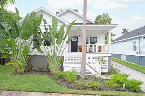 1625 8th Ave W, Bradenton, FL 34205