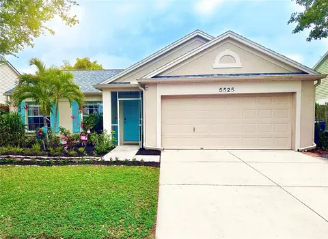 5525 47th Ct E, Bradenton, FL 34203