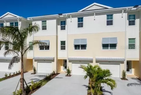 9957 Key Haven Rd, Seminole, FL 33777