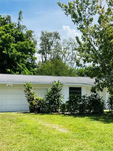 4415 101st St W, Bradenton, FL 34210