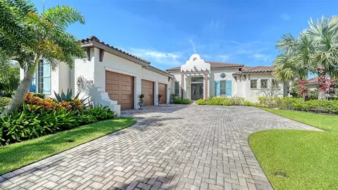 8308 Portlight Ct, Lakewood Ranch, FL 34202