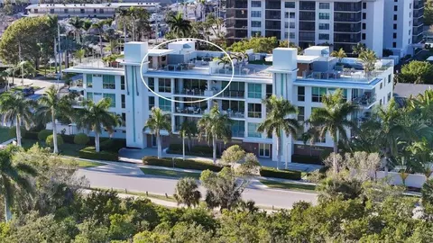 129 Taft Dr #W302, Sarasota, FL 34236