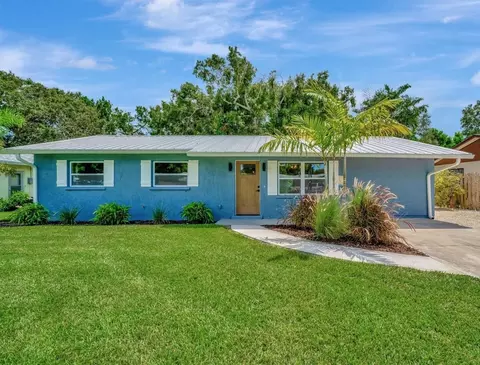 6911 11th Ave NW, Bradenton, FL 34209