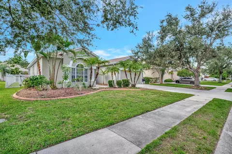 6122 44th Ct E, Bradenton, FL 34203 photo 1
