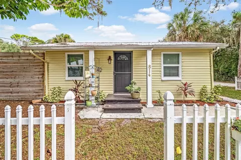 814 Anderson Rd, Nokomis, FL 34275