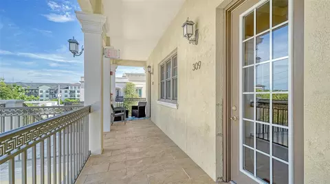 445 N Orange Ave #309, Sarasota, FL 34236