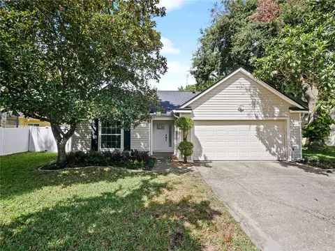1045 Mccully Ct, Oviedo, FL 32765