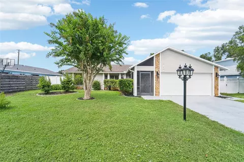 8124 Glenbrooke Pl, Sarasota, FL 34243