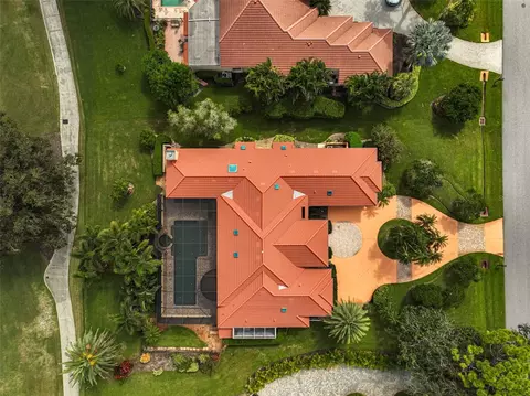 View/Area - 909 Macewen Dr, Osprey, FL 34229 photo 2 of 9