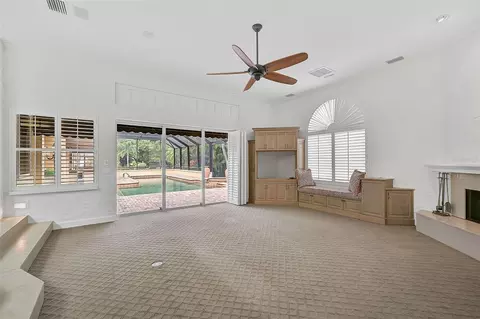 Living - 909 Macewen Dr, Osprey, FL 34229 photo 8 of 11