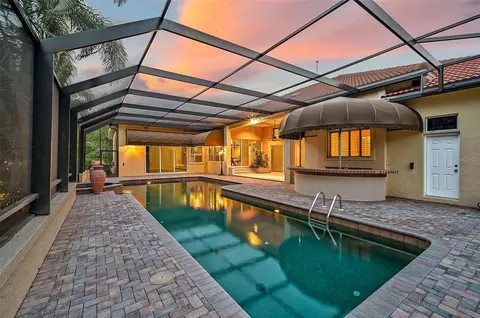 Exterior - 909 Macewen Dr, Osprey, FL 34229 photo 8 of 14