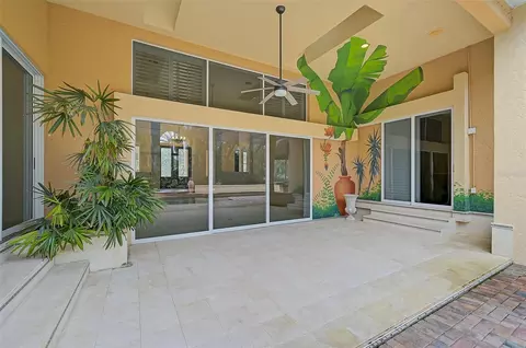 Exterior - 909 Macewen Dr, Osprey, FL 34229 photo 4 of 14