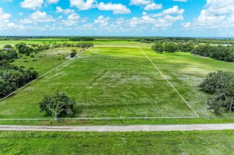 249 Th St E, Myakka City, FL 34251