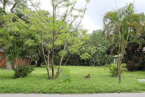 1326 25th St, Sarasota, FL 34234