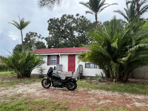 2633 20th St, Sarasota, FL 34234