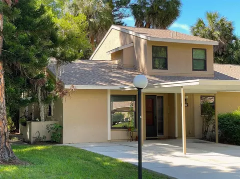 4737 Village Gardens Dr #79, Sarasota, FL 34234