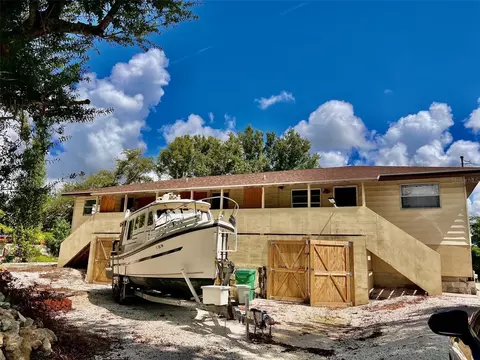 23050 Seneca Ave, Punta Gorda, FL 33980