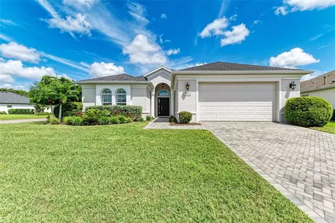 12105 Goldenrod Ave, Bradenton, FL 34212