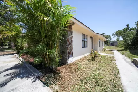 2500 Chilk Ave, Sarasota, FL 34234