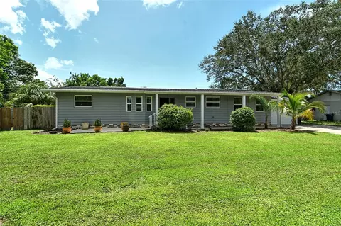 2304 Sandrala Dr, Sarasota, FL 34231
