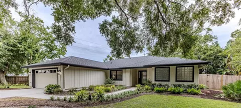 2811 Northwood Way, Sarasota, FL 34234