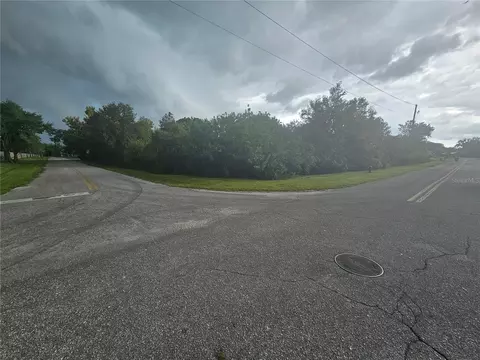 6622 65th Ave E, Bradenton, FL 34203