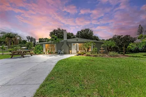 2201 Stratford Dr, Sarasota, FL 34232