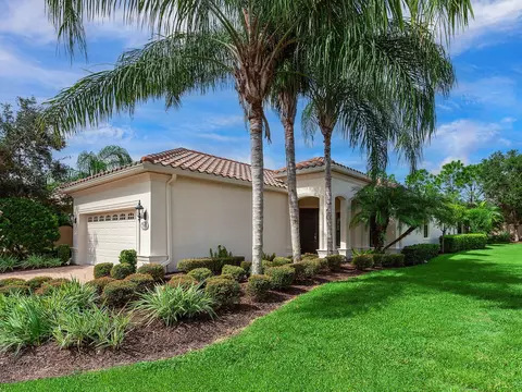 7118 Westhill Ct, Lakewood Ranch, FL 34202