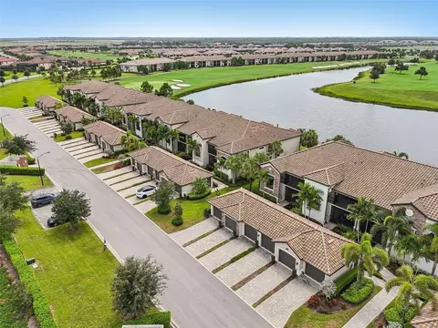 5614 Palmer Cir #101, Lakewood Ranch, FL 34211