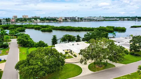 5942 Tidewood Ave #11, Sarasota, FL 34231