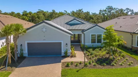 10346 Morning Mist Ln, Sarasota, FL 34241