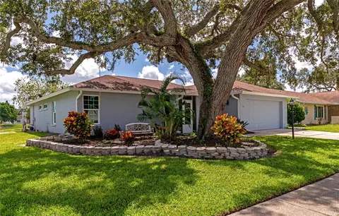 4174 Eastwood Dr, Sarasota, FL 34232