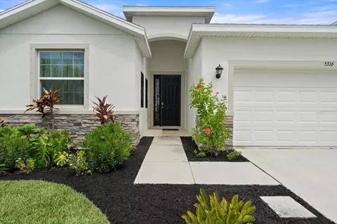 5316 Granite Dust Pl, Palmetto, FL 34221