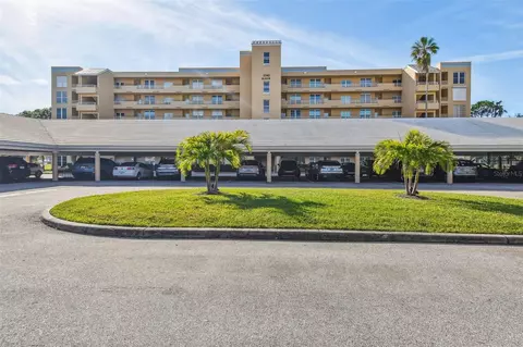 3740 Pinebrook Cir #404, Bradenton, FL 34209