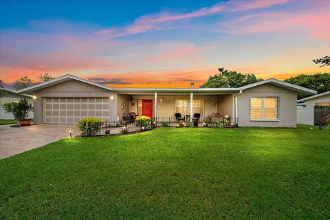 2611 Sunnyside St, Sarasota, FL 34239