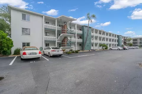 5917 17th St W #A3, Bradenton, FL 34207