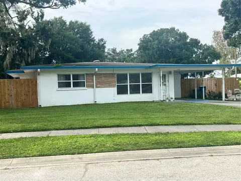4235 3rd Ave E, Bradenton, FL 34208