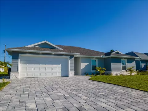 213 NW 5th St, Cape Coral, FL 33993