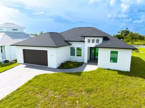 1094 Rotonda Cir, Rotonda West, FL 33947