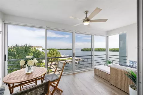 600 Sutton Pl #303B, Longboat Key, FL 34228