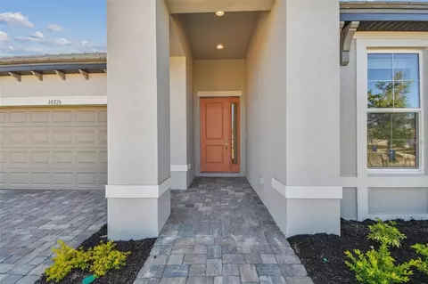 16715 Seraphic Trl, Bradenton, FL 34211