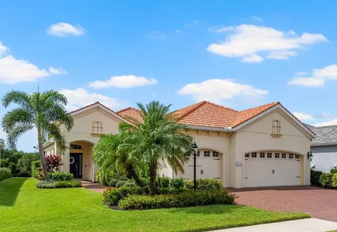 11761 Altamonte Ct, Venice, FL 34293