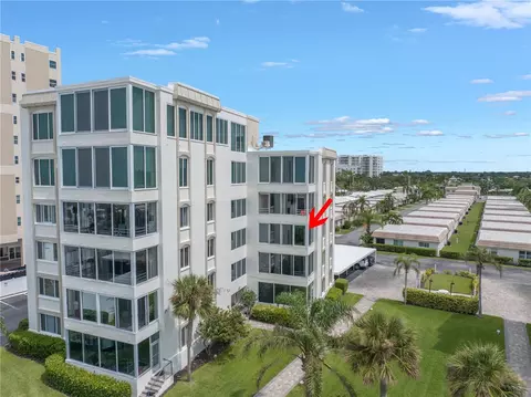6142 Midnight Pass Rd #14N, Sarasota, FL 34242