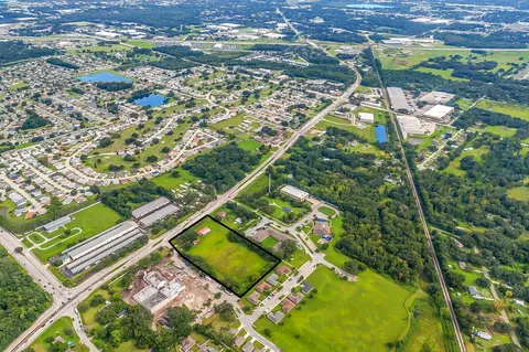 3720 Kathleen Rd, Lakeland, FL 33810