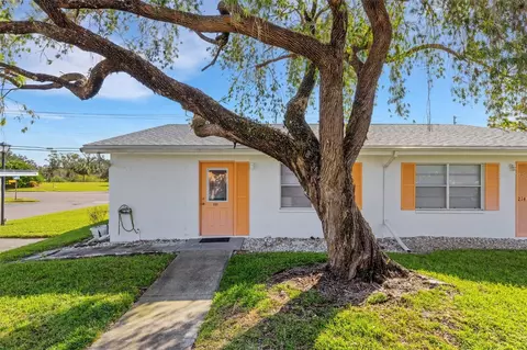 1902 Andover St #213, Sun City Center, FL 33573