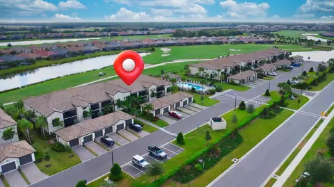 5695 Palmer Cir #204, Bradenton, FL 34211
